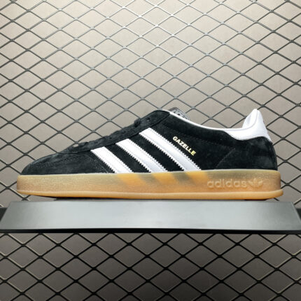 Pure original version Pure original AD Adidas Gazelle Indoor low-top sports and casual sneakers H06259 Strawberry Bear New version S2 Produced by the same manufacturer. Increase the quality without increasing the price. Size: 36 36.5 37 38 38.5 39 40 40.5 41 42 42.5 43 44 44.5 45 No.: 25YDEF95